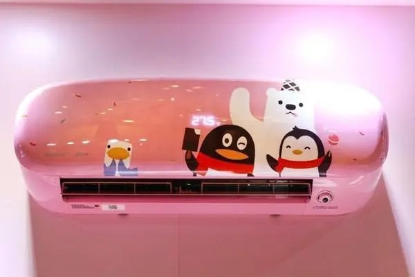 qq上同城交友是真的吗？